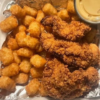 CHICKEN TENDER DINNER