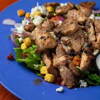 BLACK & BLUE SALAD