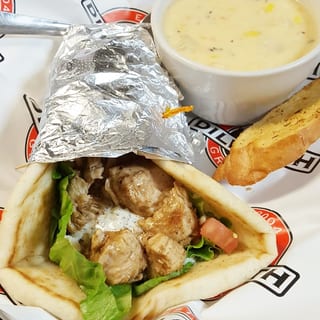 GREEK CHICKEN PITA